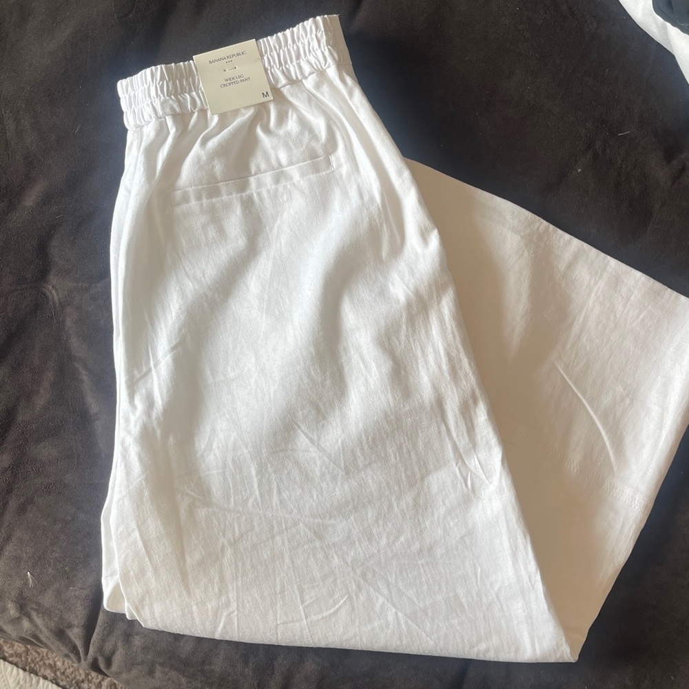 Banana Republic Linen-Blend Wide-leg Cropped Pants in White - Picture 9 of 10